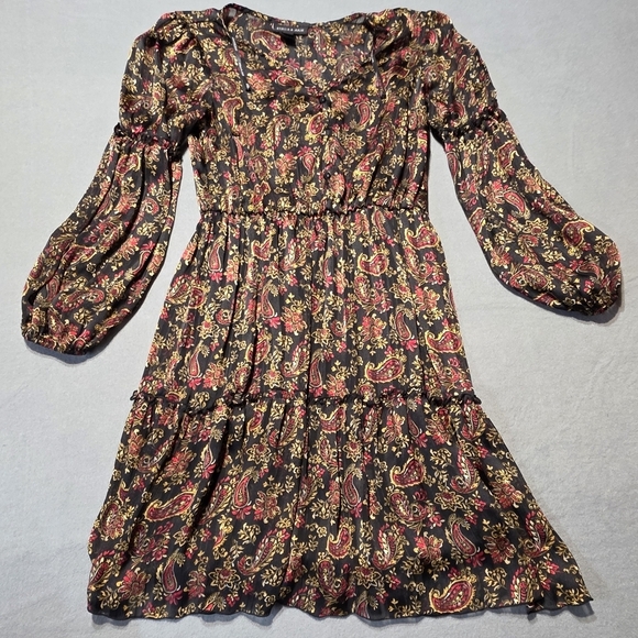 Stella & Julie Dresses & Skirts - Stella & Julie EUC Elegant Long Sleeve Paisley Dress Size 6 PTP 19 - Length 37